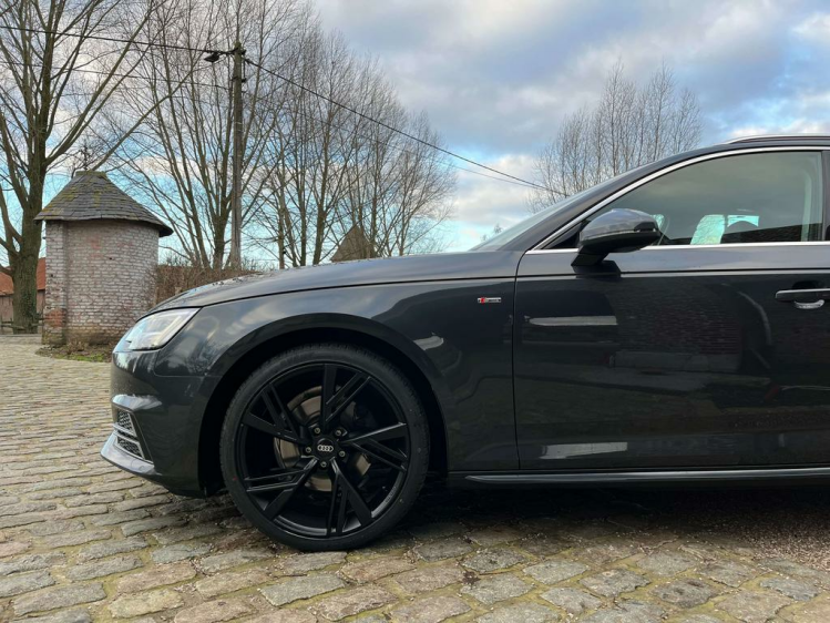 Audi A4 2.0 TDi S tronic S-Line Virtual-Cockpit/Matrix LED Leconte Motors