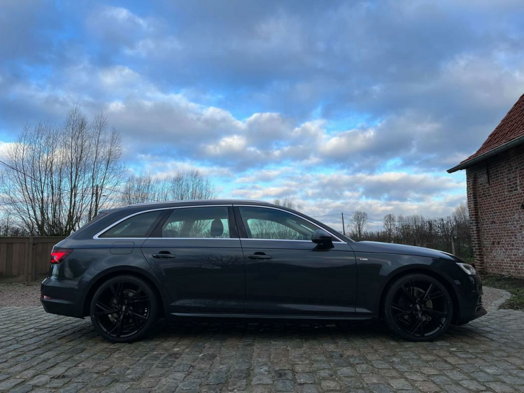 Audi A4 2.0 TDi S tronic S-Line Virtual-Cockpit/Matrix LED Leconte Motors