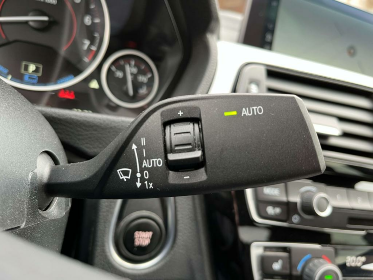 BMW 330 330eA Plug-In Hybrid M-Sportpack LED/HUD/360'CAM! Leconte Motors