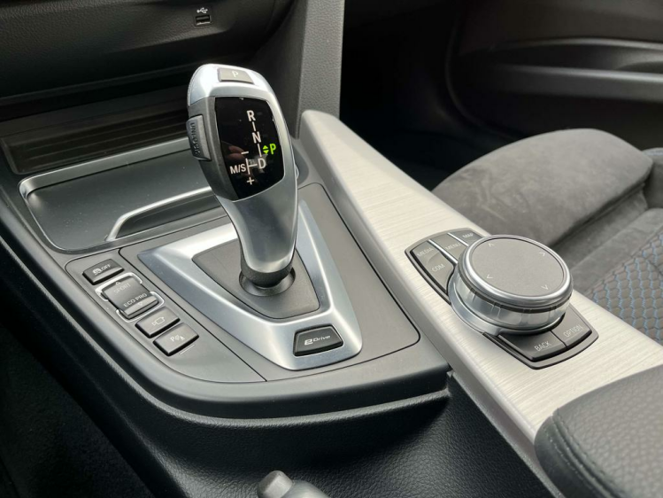 BMW 330 330eA Plug-In Hybrid M-Sportpack LED/HUD/360'CAM! Leconte Motors