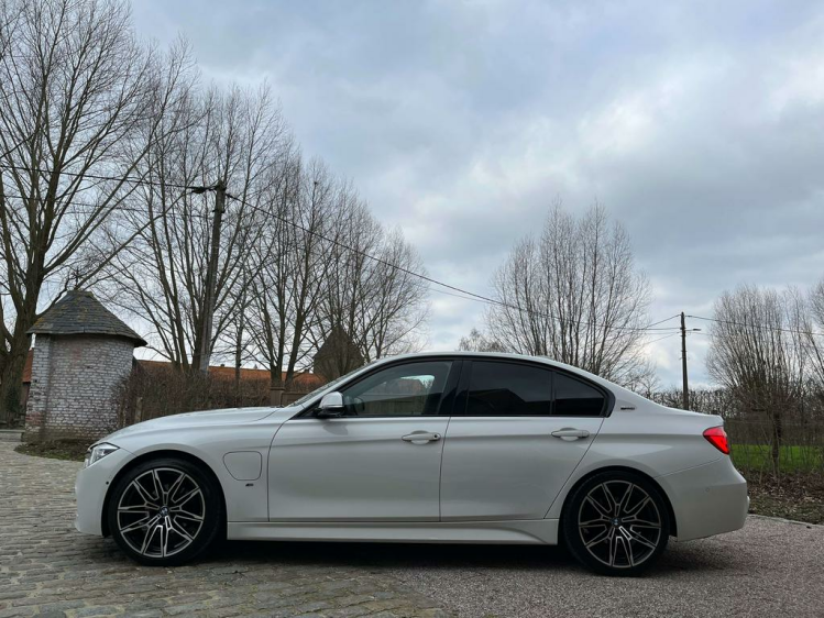 BMW 330 330eA Plug-In Hybrid M-Sportpack LED/HUD/360'CAM! Leconte Motors
