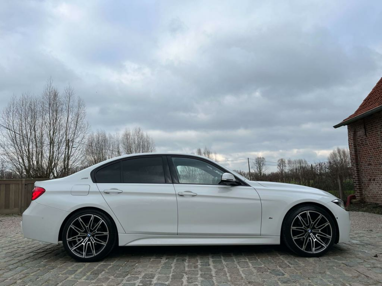 BMW 330 330eA Plug-In Hybrid M-Sportpack LED/HUD/360'CAM! Leconte Motors