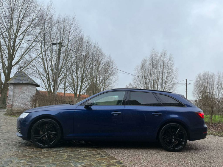 Audi A4 2.0 TDi S tronic Virtual-Cockpit/Panodak/Matrix/.. Leconte Motors