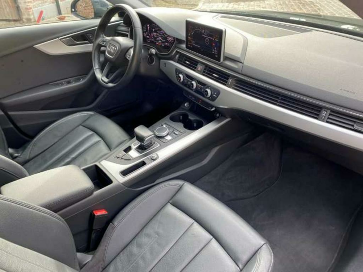 Audi A4 2.0 TDi ultra S tronic Virtual Cockpit/Panodak/... Leconte Motors