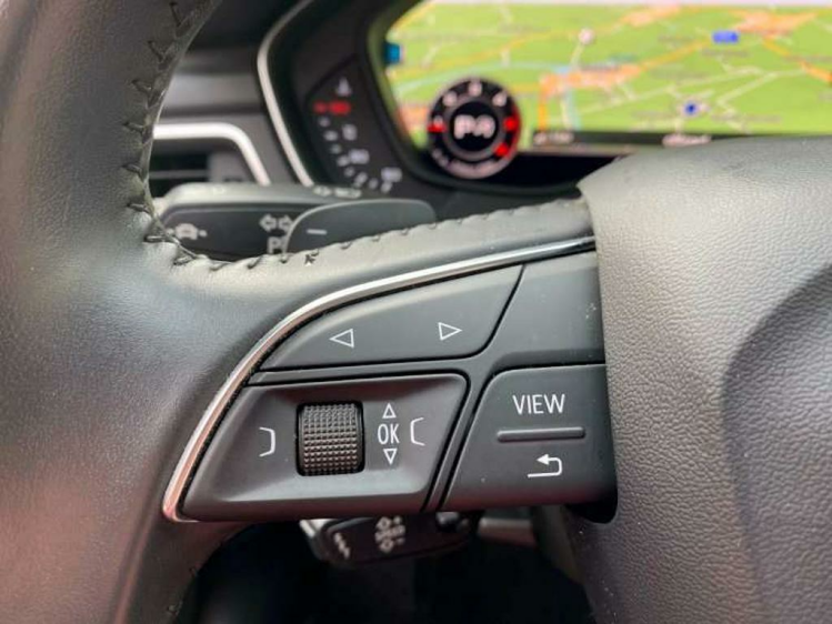 Audi A4 2.0 TDi ultra S tronic Virtual Cockpit/Panodak/... Leconte Motors