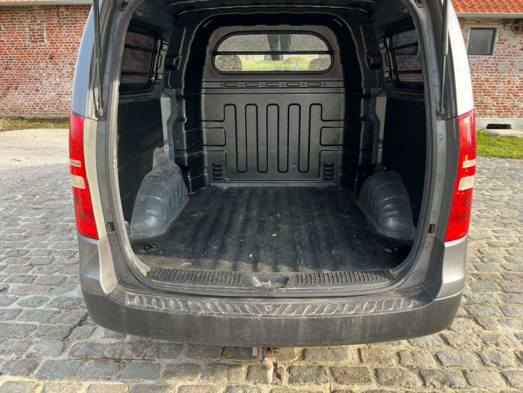 Hyundai H-1 2.5 CRDi Executive Lichte VR. Dubbele Cabine 6-zit Leconte Motors