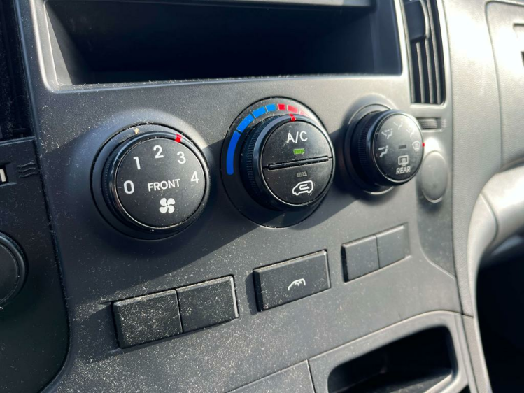 Hyundai H-1 2.5 CRDi Executive Lichte VR. Dubbele Cabine 6-zit Leconte Motors