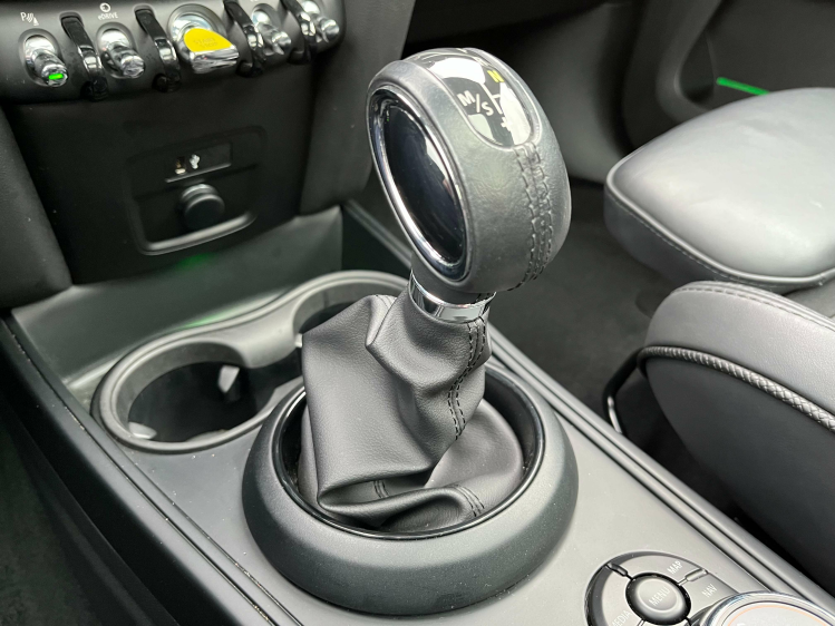 MINI Cooper SE Countryman 1.5A Plug In Hybrid LED/Panodak/Camera/Sportzetels Leconte Motors