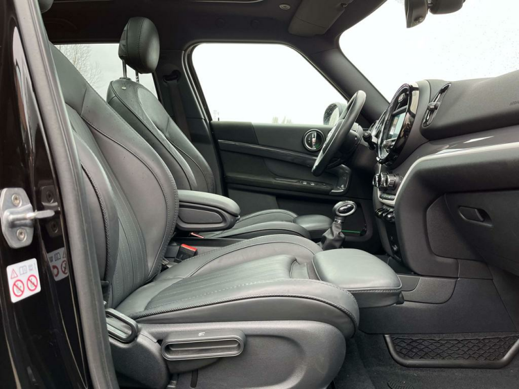 MINI Cooper SE Countryman 1.5A Plug In Hybrid LED/Panodak/Camera/Sportzetels Leconte Motors