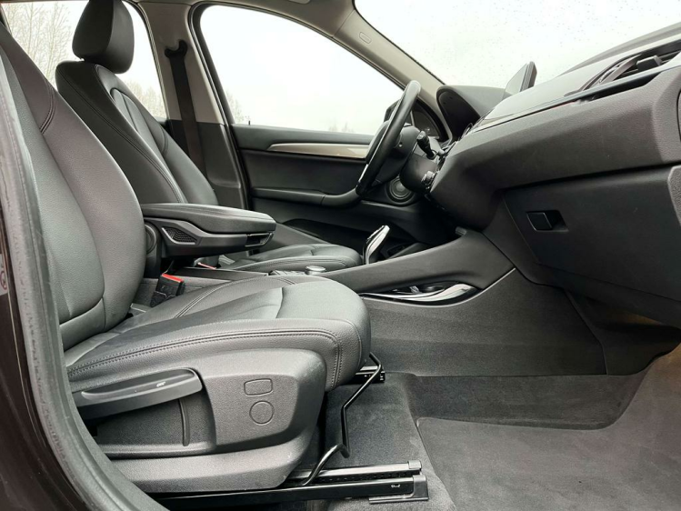 BMW X1 1.5iA sDrive18 X-LIne Full-LED/Leder/Zetelververw! Leconte Motors