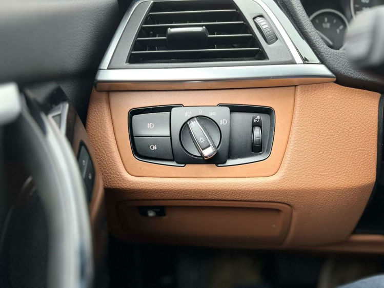 BMW 330 330eA PlugIn Hybrid Luxury Pack Gps-Pro/Sportzetel Leconte Motors