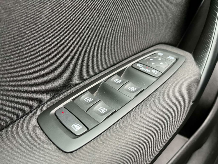 Renault Megane 1.33 TCe Corporate Gps/Camera/Trekhaak/Cruise/..! Leconte Motors