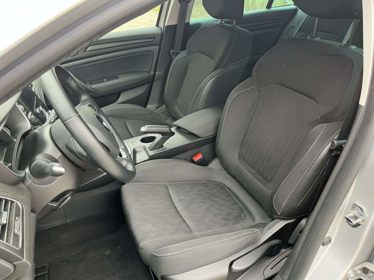 Renault Megane 1.33 TCe Limited Navigatie/Keyless/Cruise/DAB+..!! Leconte Motors