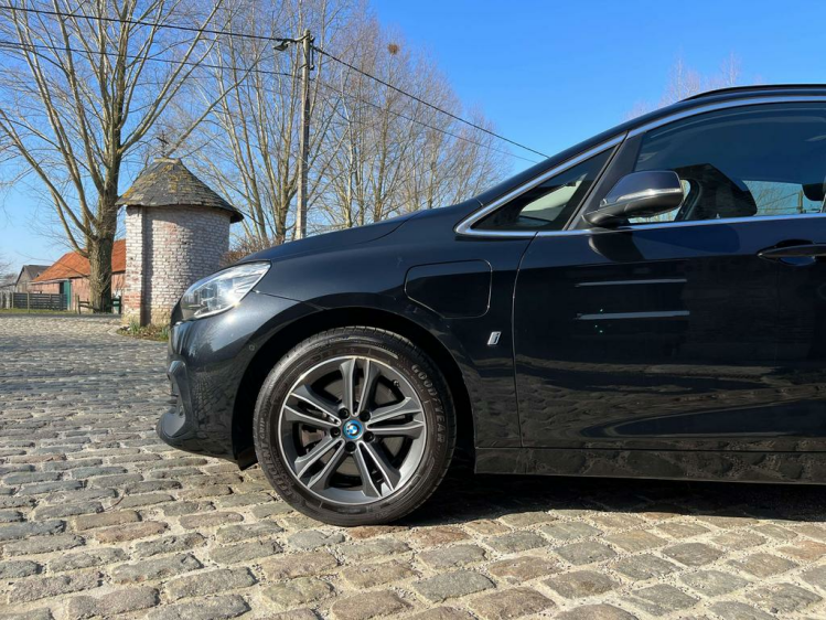 BMW 225 225xeA Plug In Hybrid Full-LED/Leder/Sportzetels! Leconte Motors