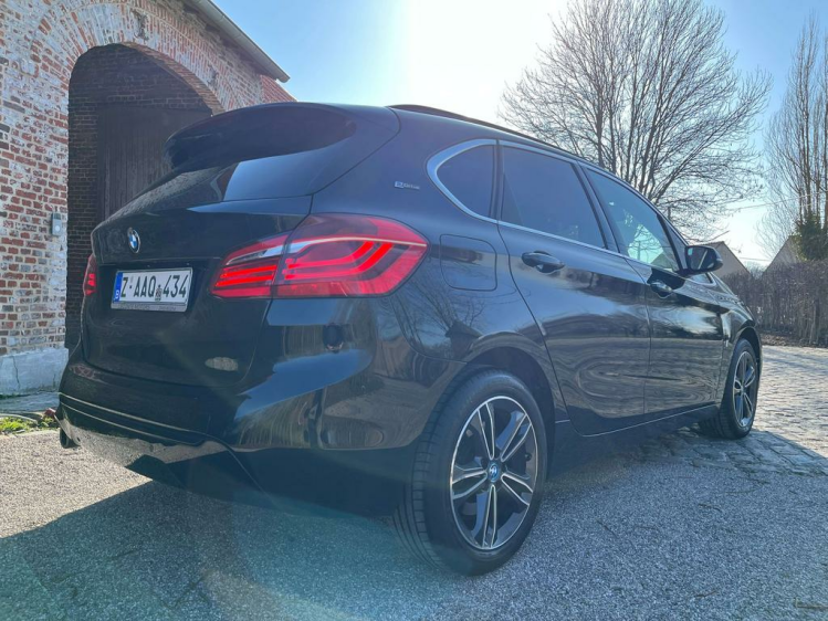 BMW 225 225xeA Plug In Hybrid Full-LED/Leder/Sportzetels! Leconte Motors