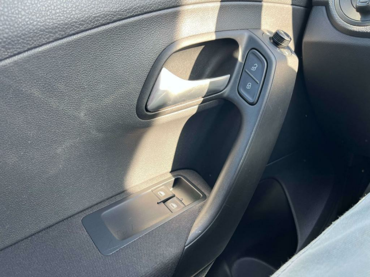 Volkswagen Polo 1.0i Trendline 5-deurs/Airco/Bluetooth/Garantie!! Leconte Motors