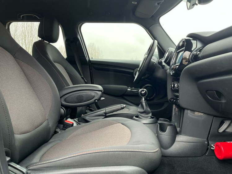 MINI One 1.5i 5-deurs Facelift Navigatie/Cruise/PDC/BTH/... Leconte Motors