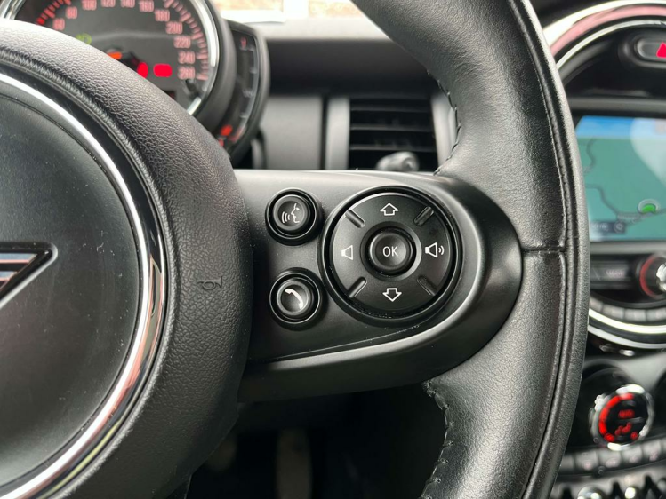 MINI One 1.5i 5-deurs Facelift Navigatie/Cruise/PDC/BTH/... Leconte Motors