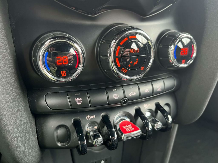 MINI One 1.5i 5-deurs Facelift Navigatie/Cruise/PDC/BTH/... Leconte Motors