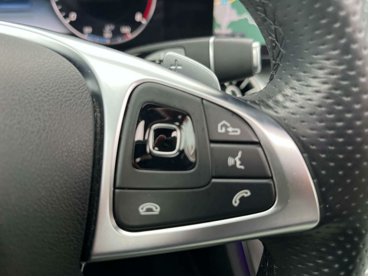 Mercedes-Benz E 220 dA Coupé AMG-PACK Panodak/Burmeister/Memoryseat Leconte Motors