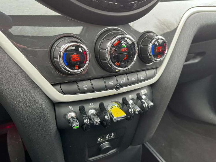 MINI Cooper SE Countryman 1.5A SE ALL4 Plug-In Hybrid Full-LED/Pano/Leder/.. Leconte Motors