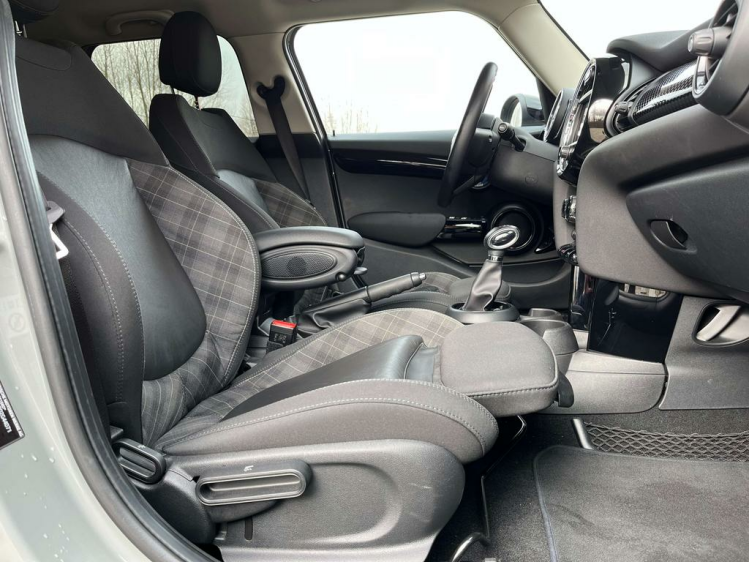 MINI Cooper S 2.0A Full-LED/Lederen-Sportzetels/Keyless/Gps...! Leconte Motors