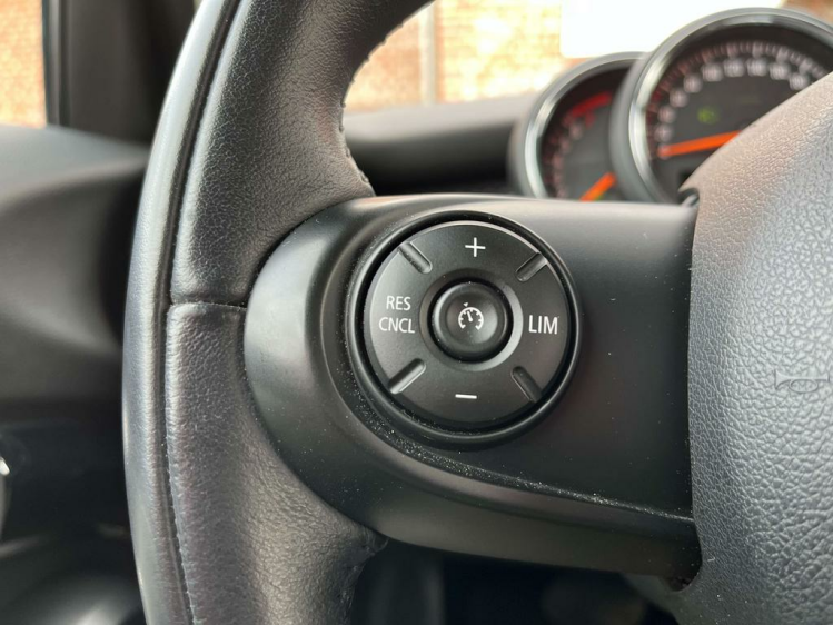 MINI Cooper S 2.0A Full-LED/Lederen-Sportzetels/Keyless/Gps...! Leconte Motors