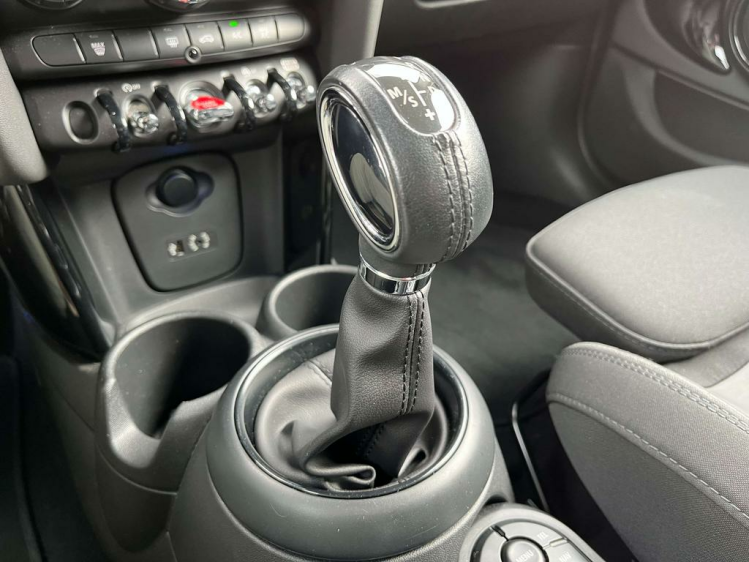 MINI Cooper S 2.0A Full-LED/Lederen-Sportzetels/Keyless/Gps...! Leconte Motors