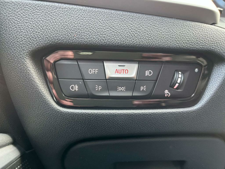 BMW 320 320iA Berline LED/Navi-Pro/Lederen-Sportzetels...! Leconte Motors