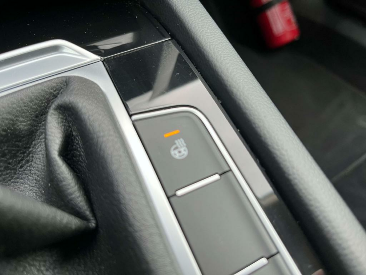 Volkswagen Passat Variant 1.4 TSI ACT Highline Virtual/LED/Panodak/Sportseat Leconte Motors