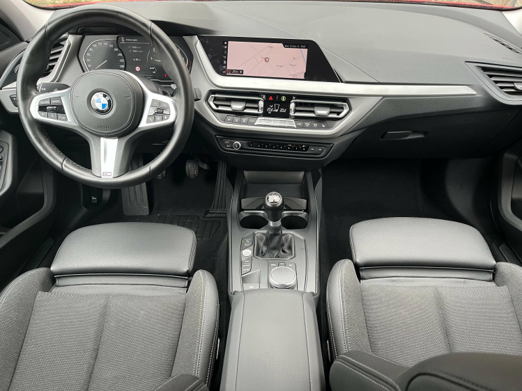 BMW 118 118i Hatchback Full-LED/Sportzetels/M-stuur/PDC..! Leconte Motors