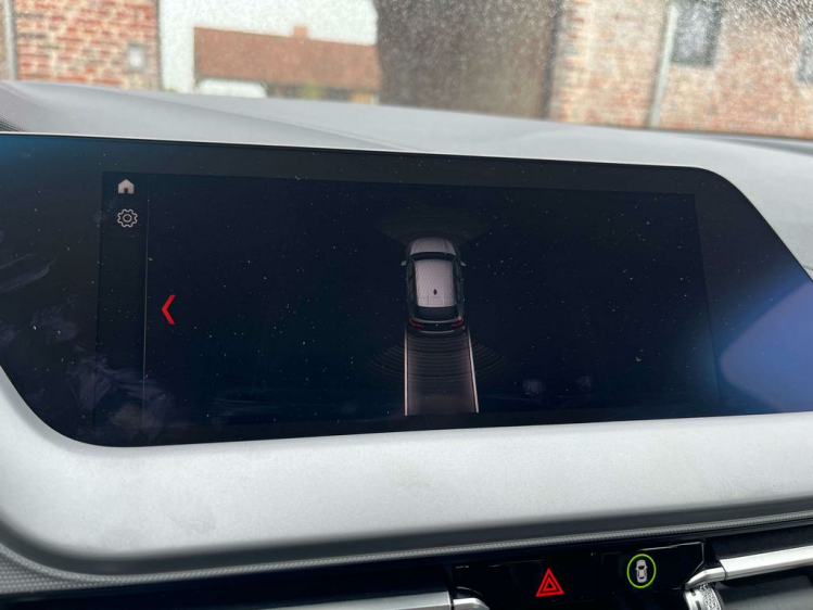 BMW 118 118i Hatchback Full-LED/Sportzetels/M-stuur/PDC..! Leconte Motors