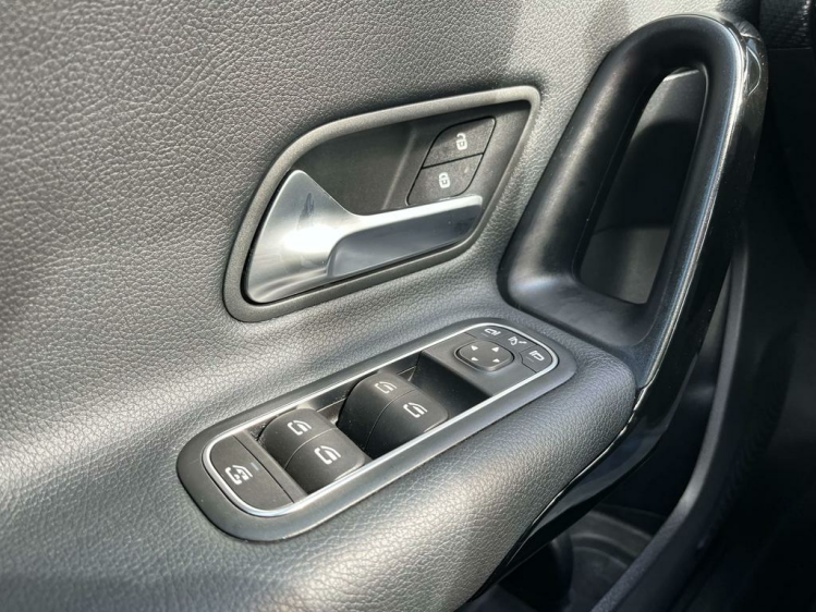 Mercedes-Benz A 180 Business Solution Panodak/Widescreen/Sportzetels! Leconte Motors