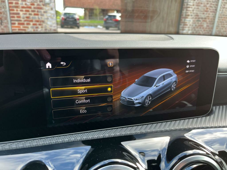 Mercedes-Benz A 180 Business Solution Panodak/Widescreen/Sportzetels! Leconte Motors