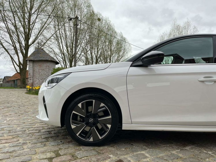 Opel Corsa 50 kWh GS Line Sportzetels/LED/Keyless/48M GAR!! Leconte Motors