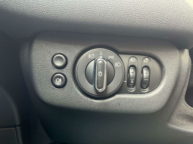 MINI One Clubman 1.5A Navigatie/Cruise-Control/PDC/Bluetooth/USB! Leconte Motors