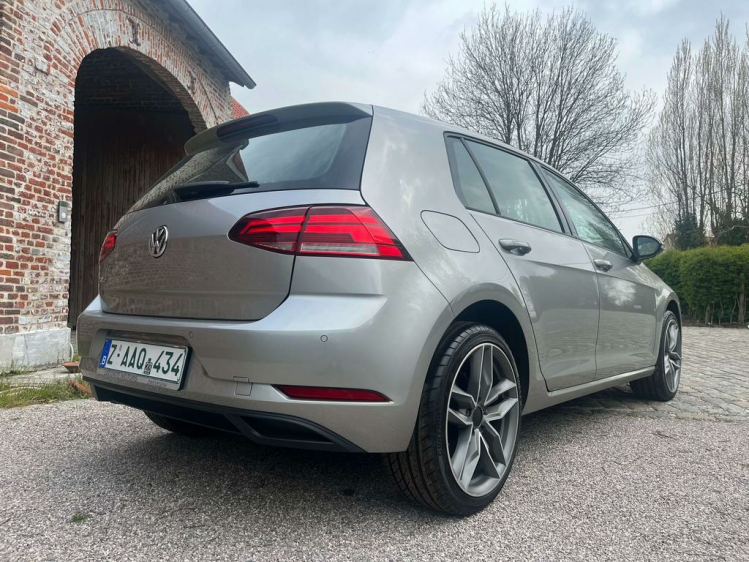 Volkswagen Golf 1.0 TSI BMT 38.000km Navigatie/Camera/Zetelverwarm Leconte Motors