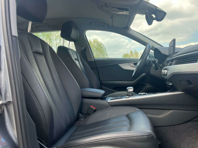 Audi A4 35 TFSI S tronic Full-LED Matrix/Leder/Navigatie.. Leconte Motors