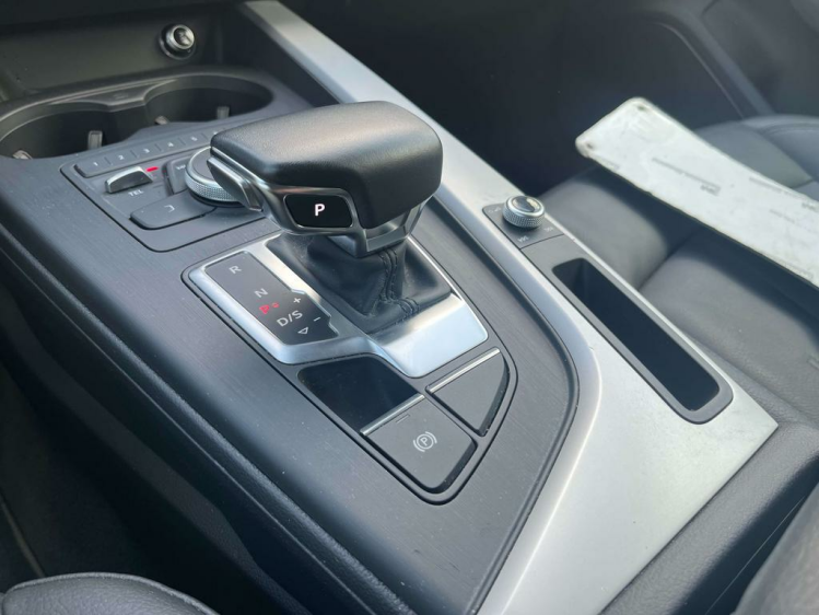 Audi A4 35 TFSI S tronic Full-LED Matrix/Leder/Navigatie.. Leconte Motors