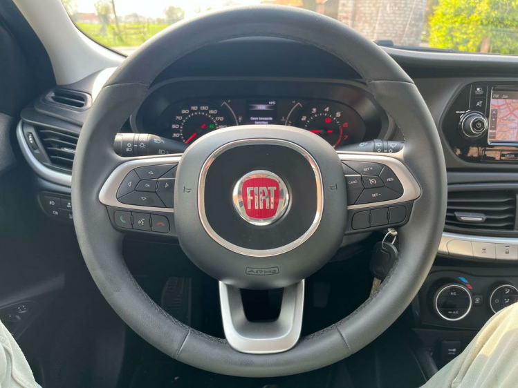 Fiat Tipo 1.4i Street 13.000km Navigatie/Cruise/PDC/Zetelver Leconte Motors