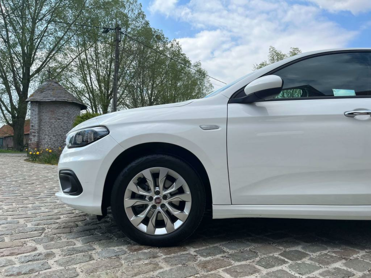 Fiat Tipo 1.4i Street 13.000km Navigatie/Cruise/PDC/Zetelver Leconte Motors