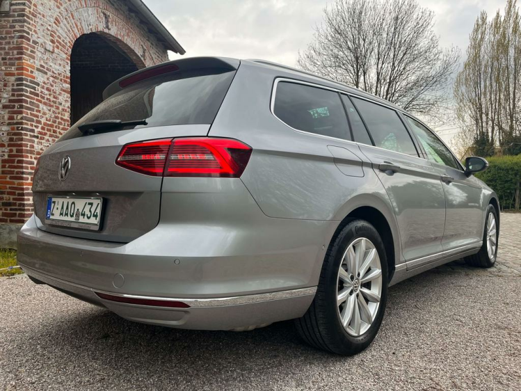 Volkswagen Passat Variant 1.4 TSI Highline DSG Virtual/LED/Pano/Leder/CAM... Leconte Motors