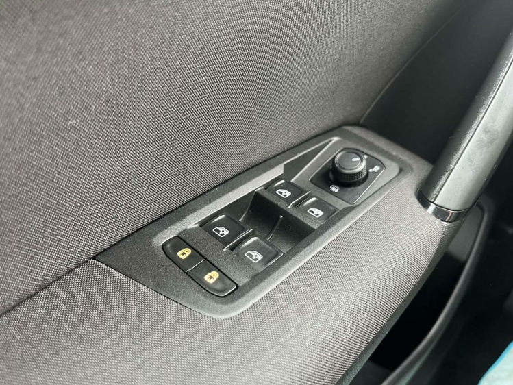 Volkswagen Touran 1.6 TDi DSG 7-zitplaatsen ADD-Cruise/PDC/Bluetooth Leconte Motors
