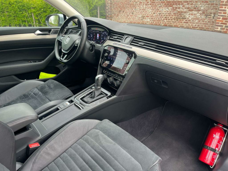 Volkswagen Passat Variant 1.4 TSI Highline Virtual/Panodak/Leder/Camera/LED Leconte Motors