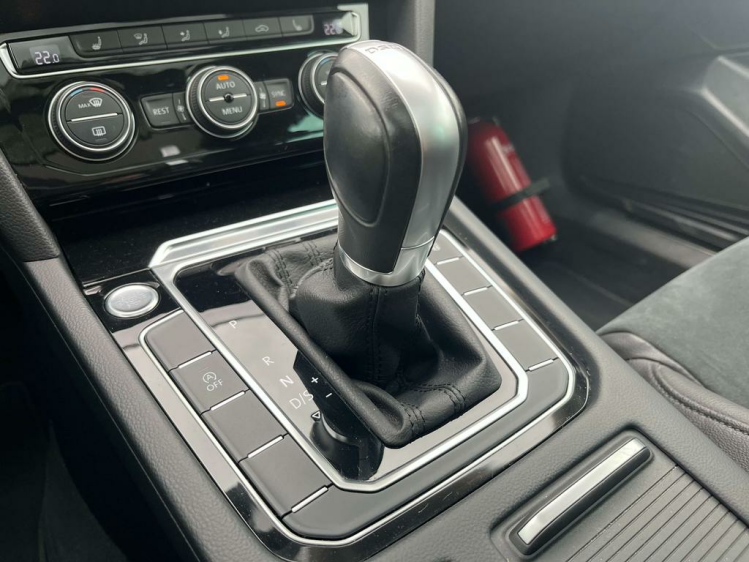 Volkswagen Passat Variant 1.4 TSI Highline Virtual/Panodak/Leder/Camera/LED Leconte Motors