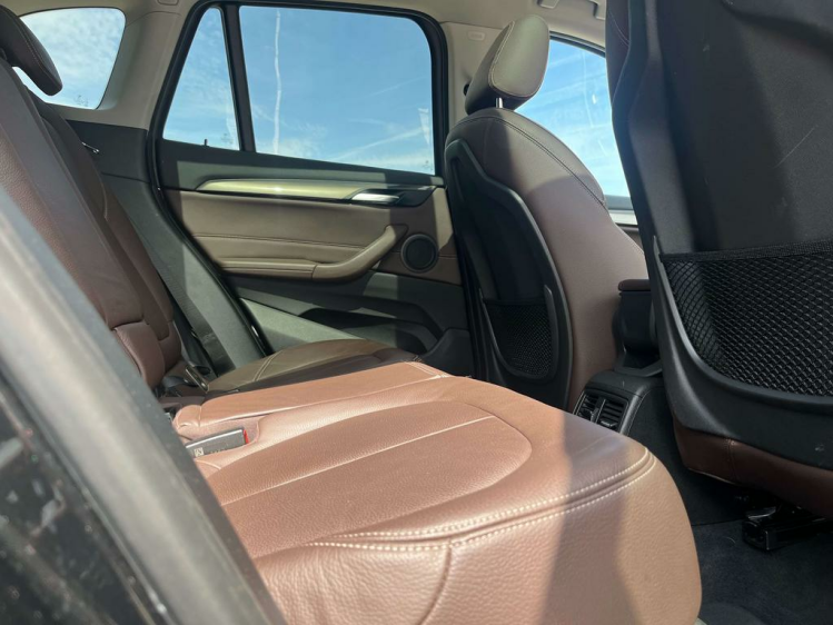 BMW X1 1.5iA sDrive18 X-Line LED/Pano/Gps-Pro/Leder/HUD! Leconte Motors