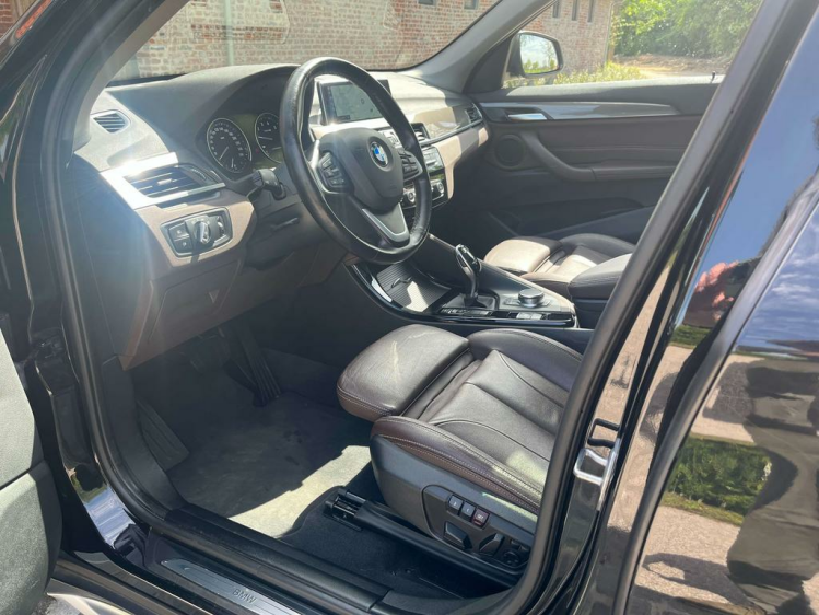 BMW X1 1.5iA sDrive18 X-Line LED/Pano/Gps-Pro/Leder/HUD! Leconte Motors