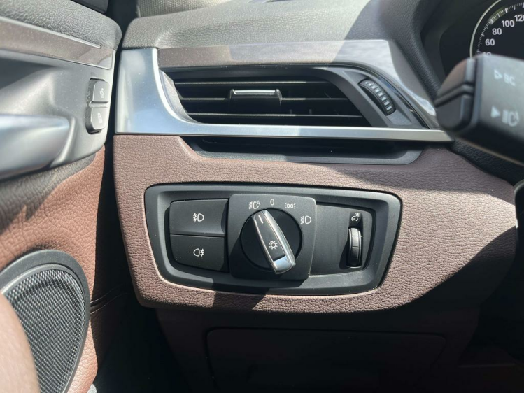 BMW X1 1.5iA sDrive18 X-Line LED/Pano/Gps-Pro/Leder/HUD! Leconte Motors