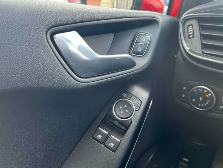 Ford Fiesta 1.0 EcoBoost ST-Line Navigatie/Sportzetels/Cruise! Leconte Motors