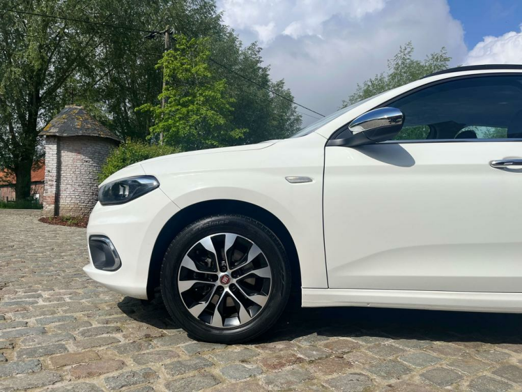 Fiat Tipo 1.4i Mirror LED/Navigatie/PDC/DAB+/Airco/Bluetooth Leconte Motors